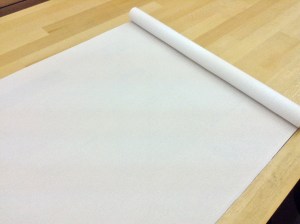 型置き前にまっさらな絹地