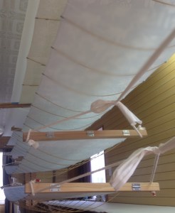 色差しを待つ生地