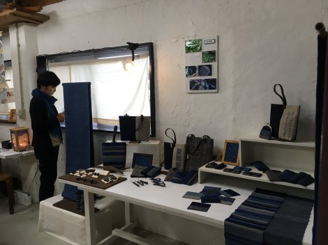 琉球藍、中村佳子のコーナー Ryukyu indigo, Yoshiko Nakamura