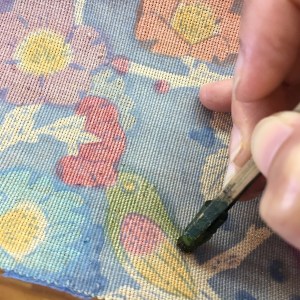 芭蕉布へ色差し